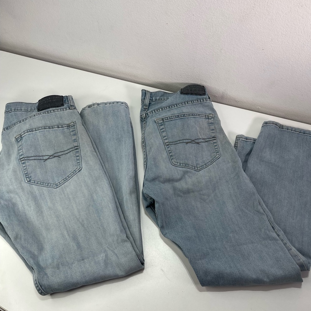 lot 2 Levi's Signature Strauss & Co. Men 33x30 / 34x30 Light Wash Denim Jeans